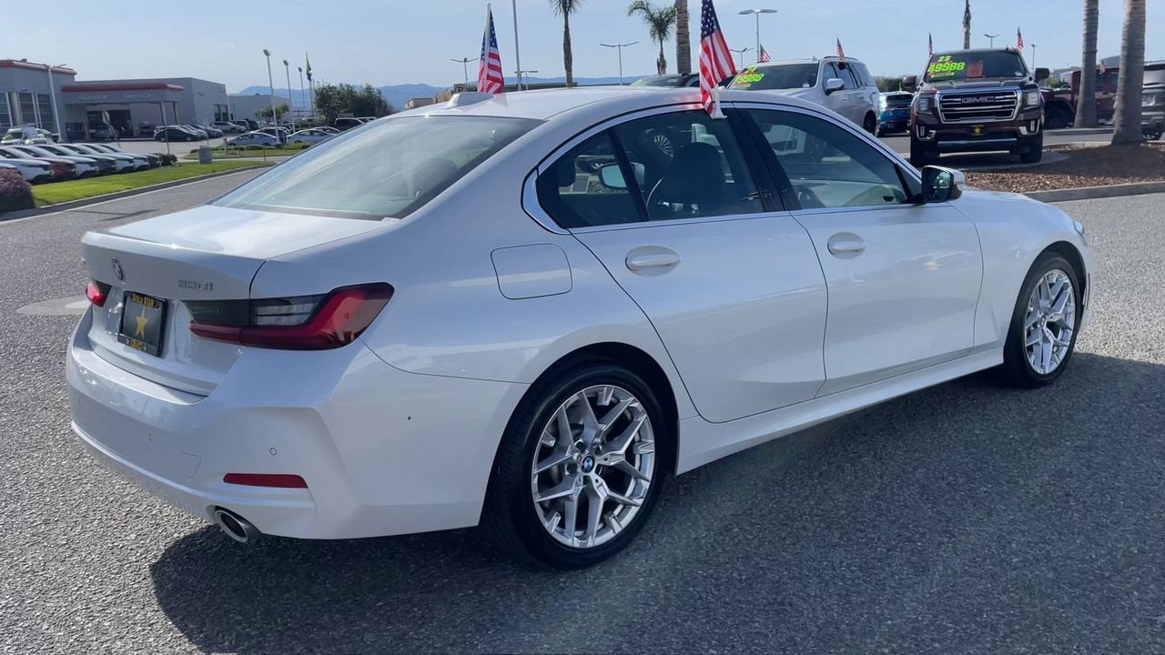 2025 BMW 3 Series 330i xDrive