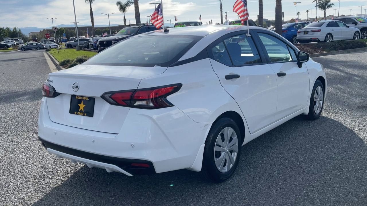 2022 Nissan Versa S