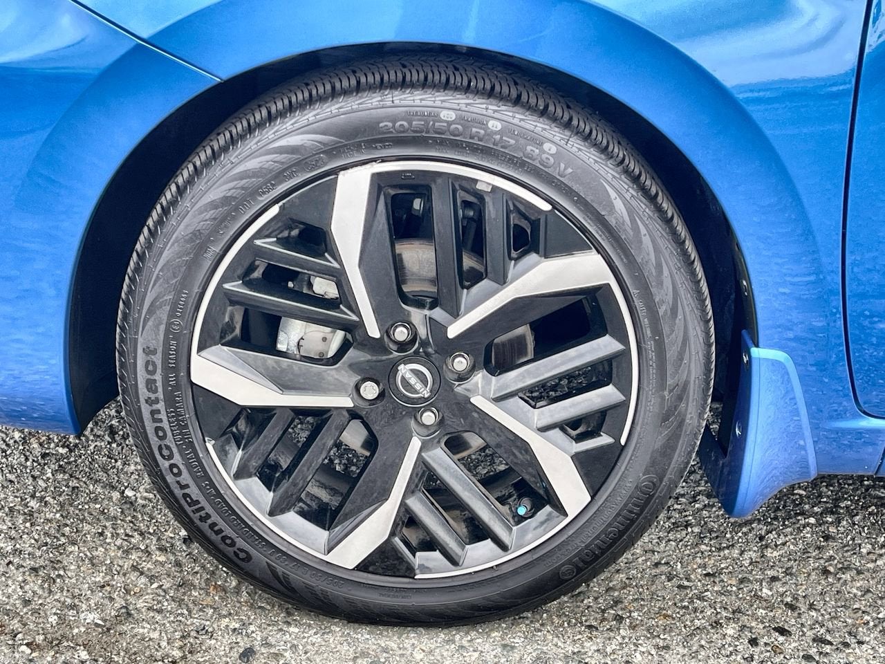 2024 Nissan Versa SR