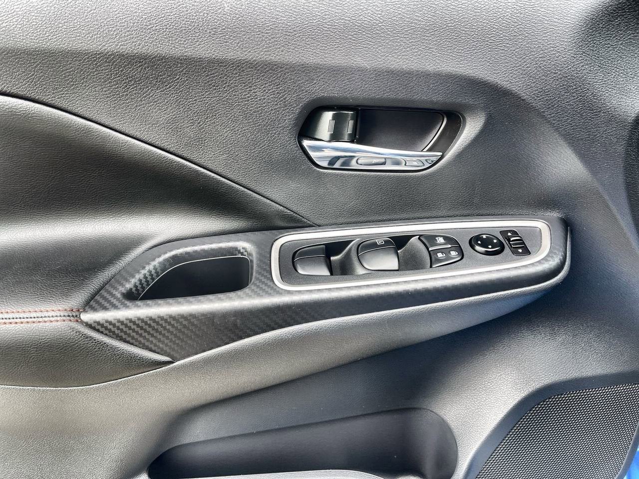 2024 Nissan Versa SR