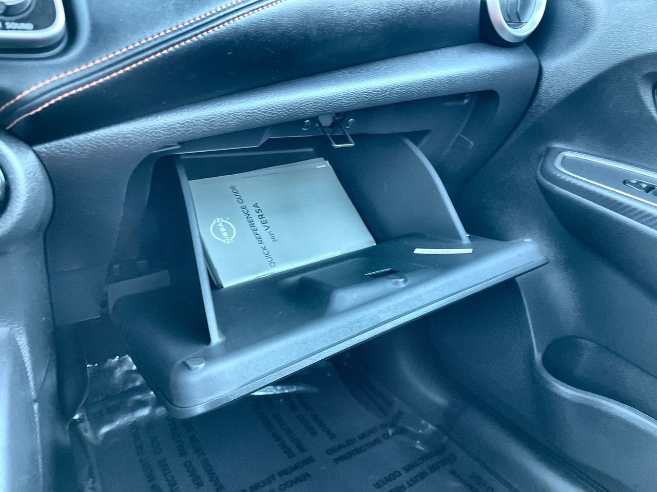 2021 Nissan Versa SR