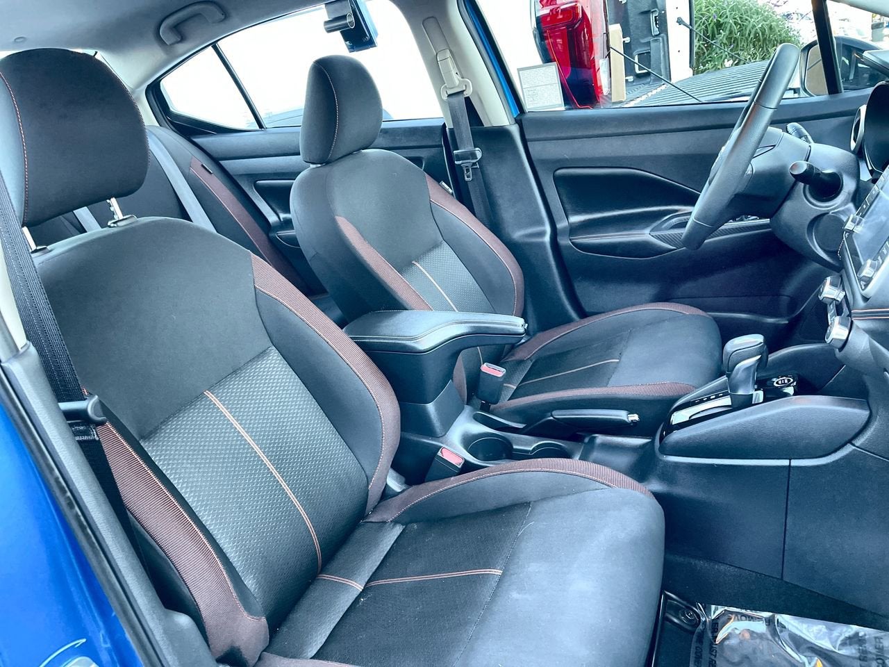 2021 Nissan Versa SR