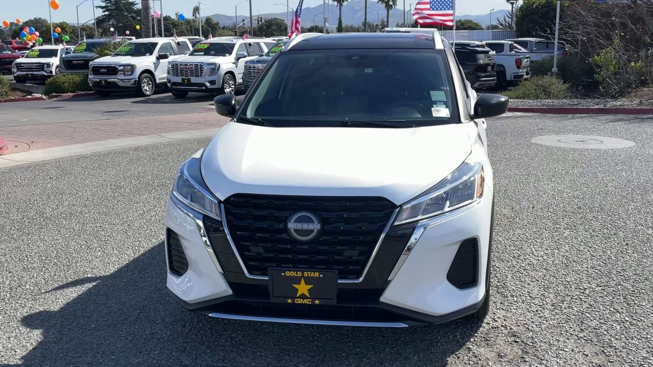 2023 Nissan Kicks SV