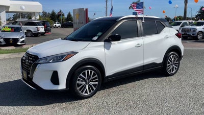 2023 Nissan Kicks SV