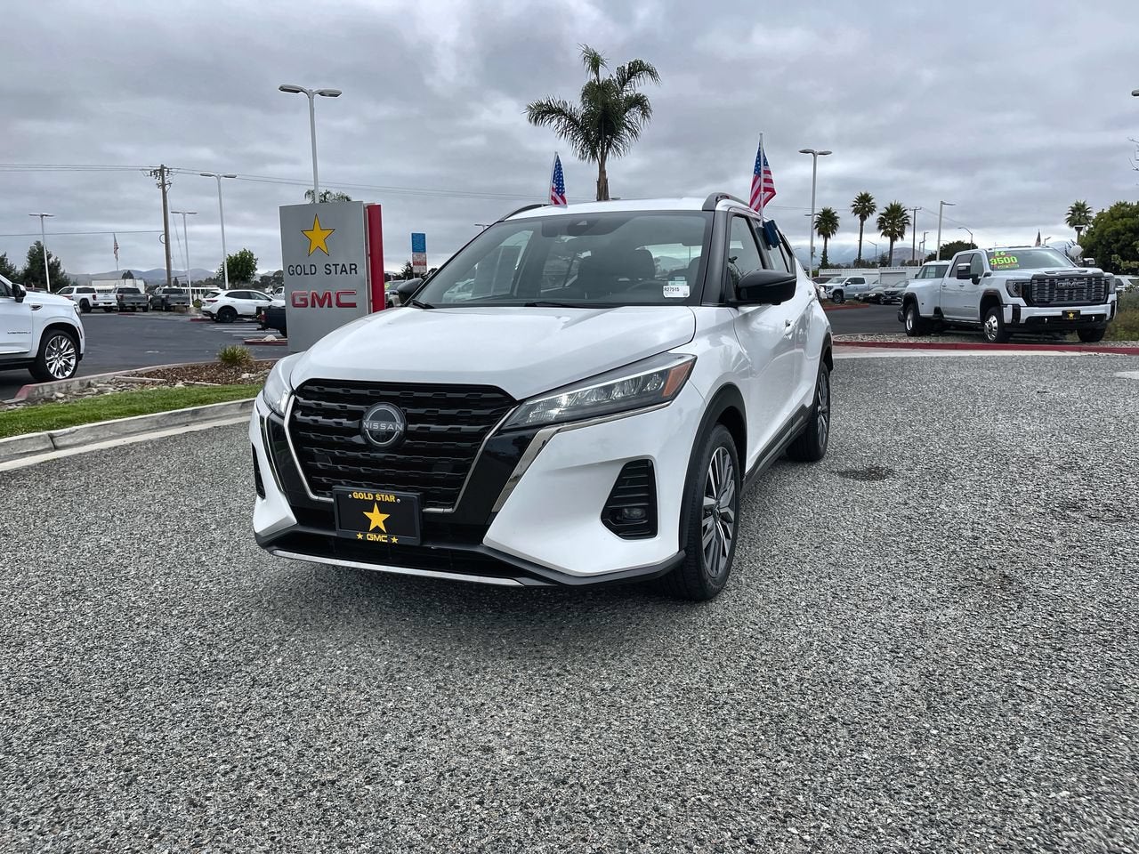 2024 Nissan Kicks SR