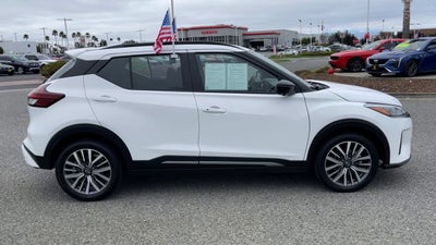 2024 Nissan Kicks SR