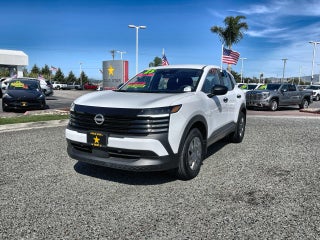 2025 Nissan Kicks S