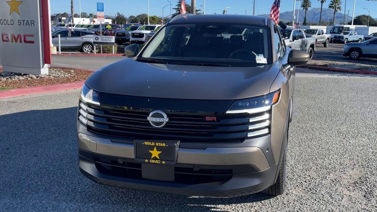 2025 Nissan Kicks SR