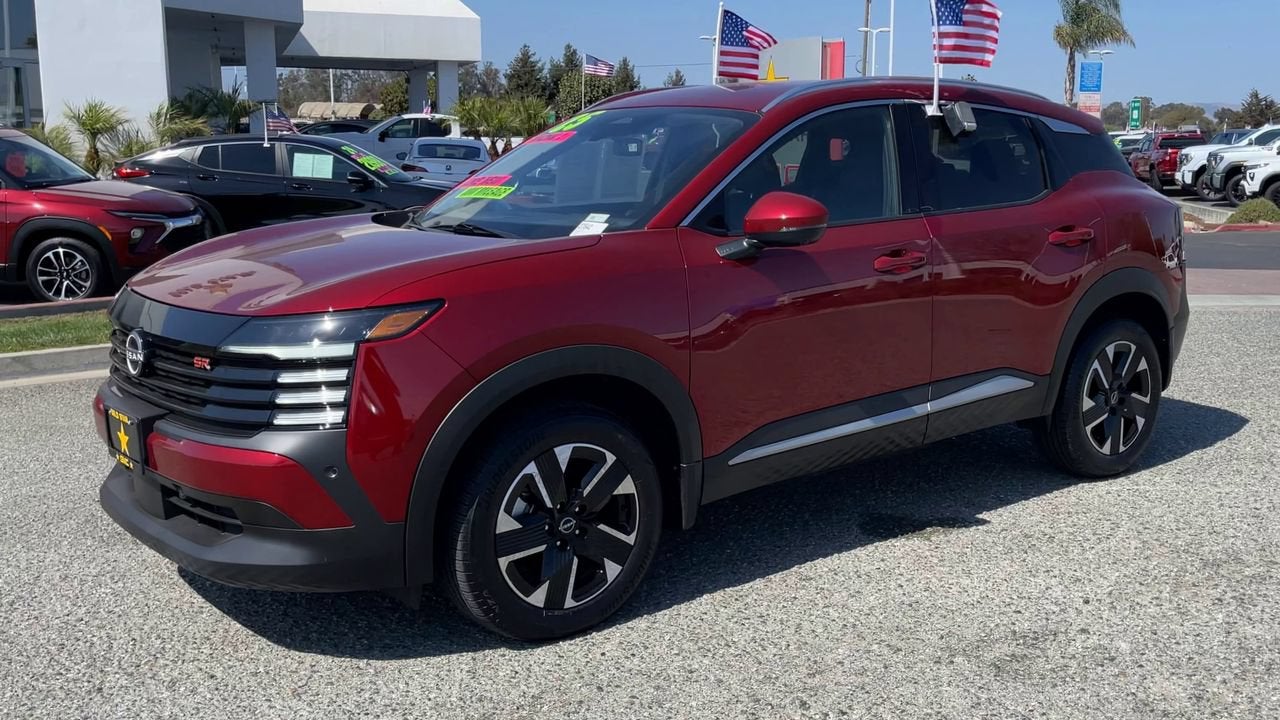 2025 Nissan Kicks SR