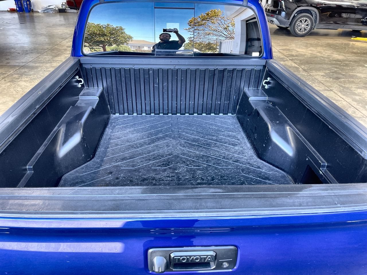 2022 Toyota Tacoma 4WD SR