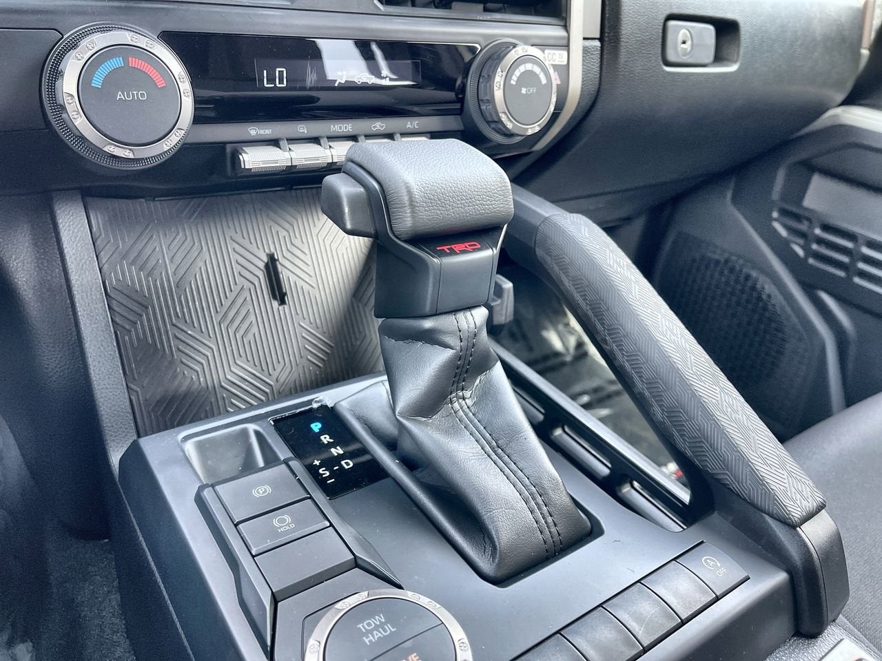 2025 Toyota Tacoma 2WD SR5