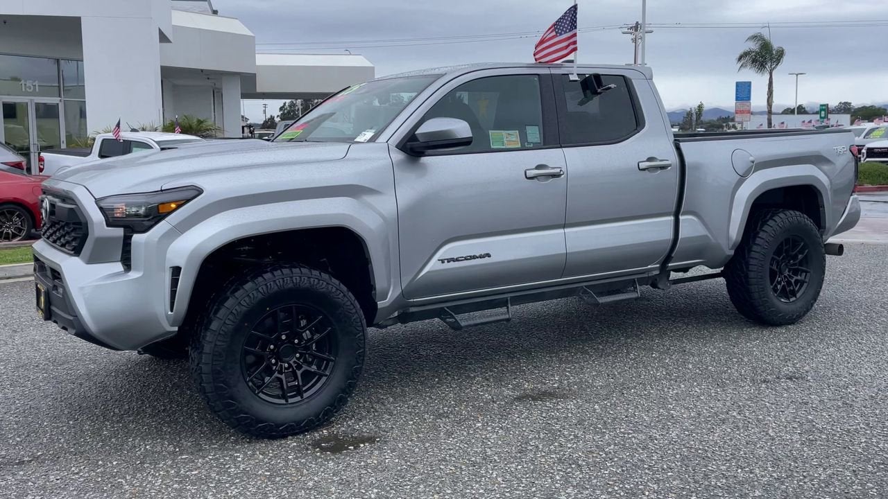 2025 Toyota Tacoma 2WD SR5