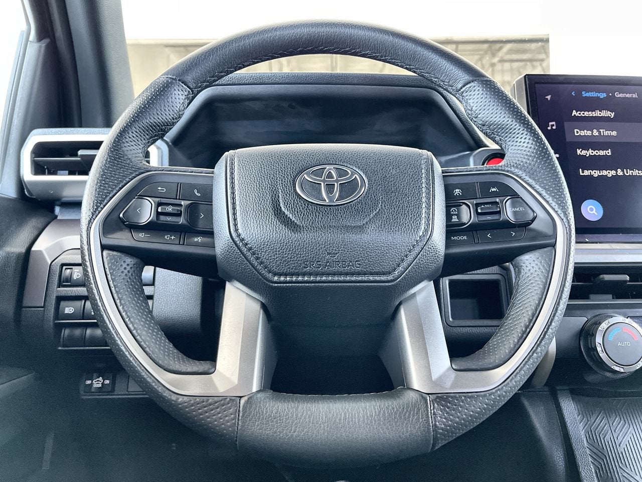 2024 Toyota Tacoma 4WD SR5