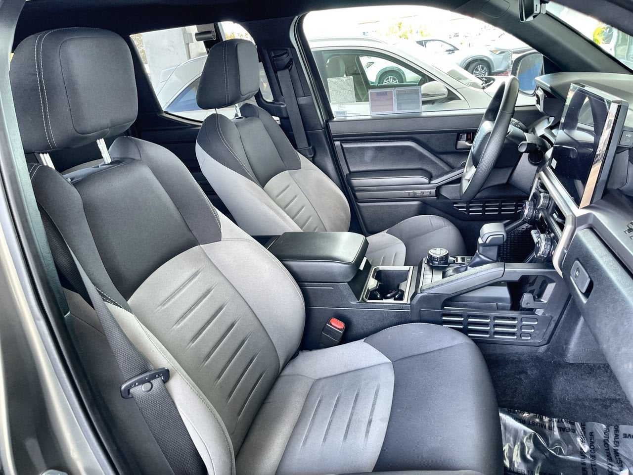 2024 Toyota Tacoma 4WD SR5