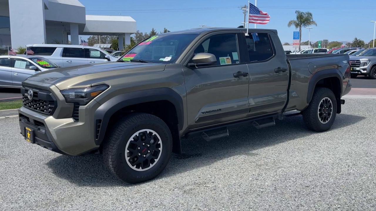2024 Toyota Tacoma 4WD SR5