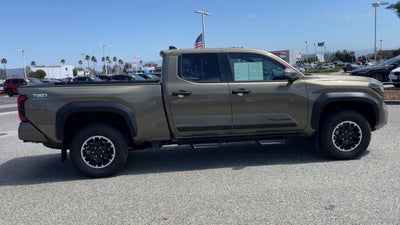 2024 Toyota Tacoma 4WD SR5