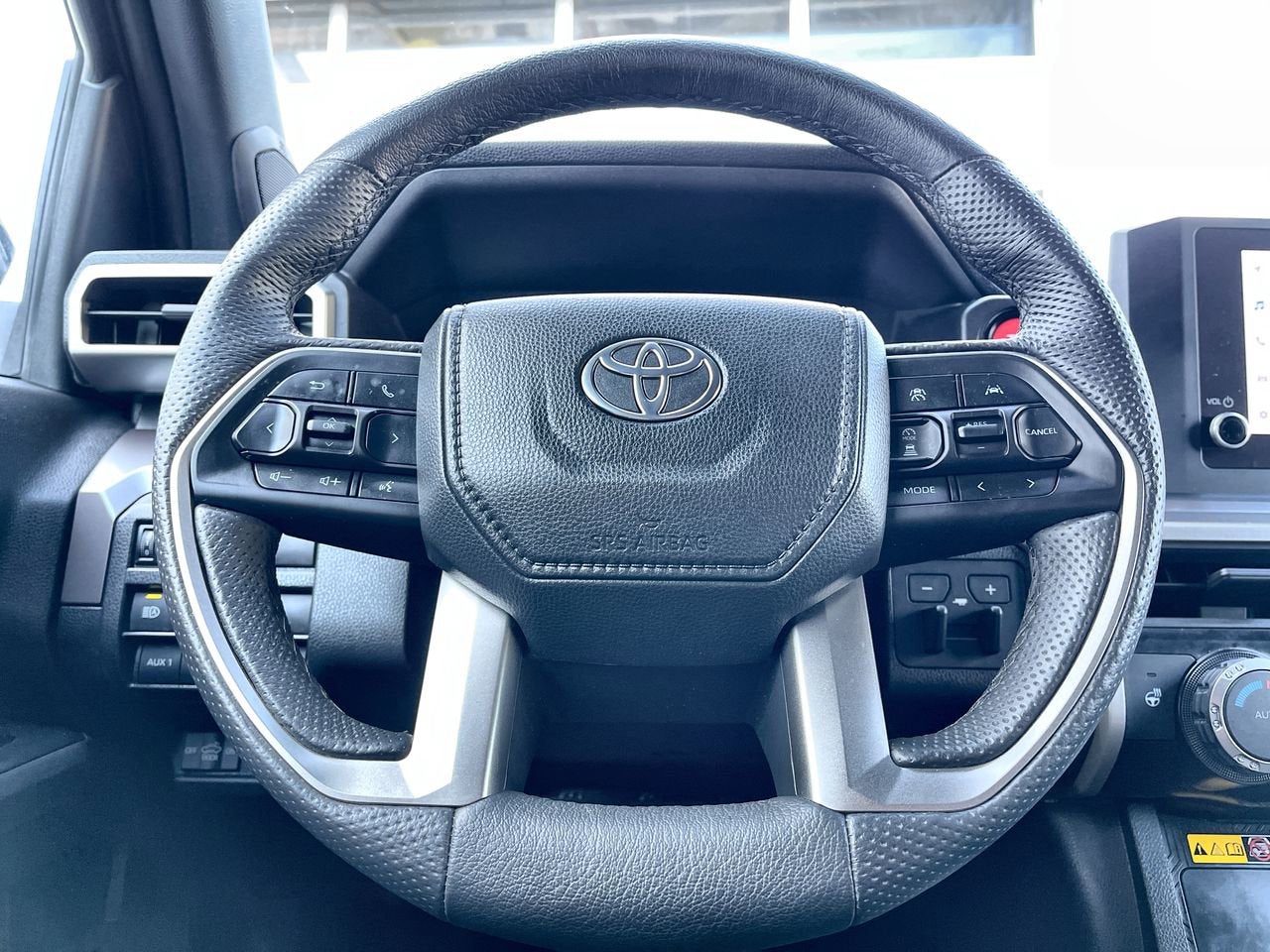 2024 Toyota Tacoma 4WD SR5