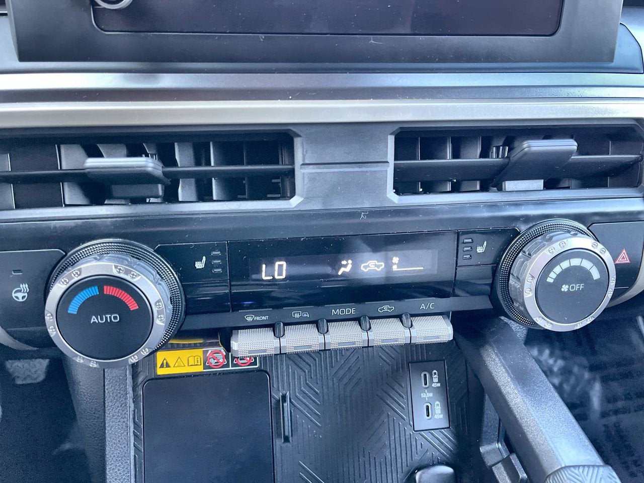 2024 Toyota Tacoma 4WD SR5