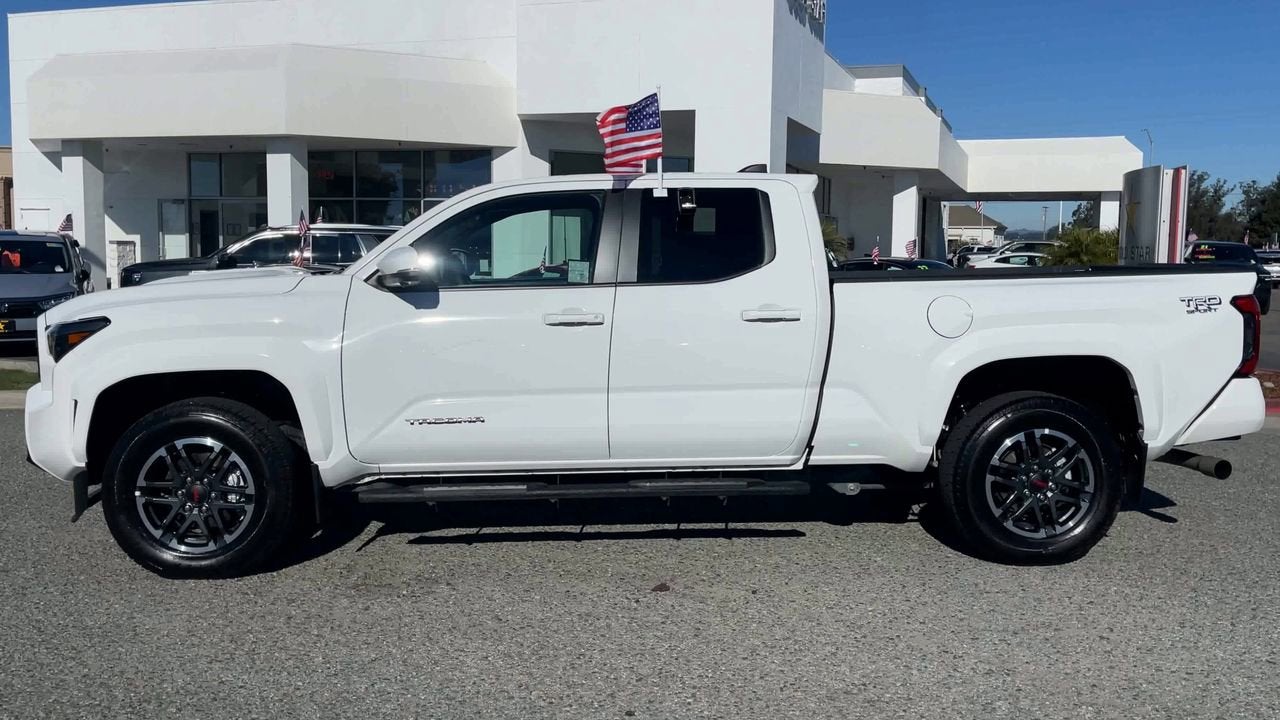 2024 Toyota Tacoma 4WD SR5