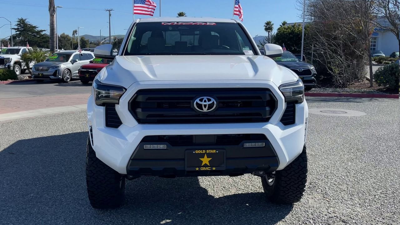 2026 Toyota Tacoma 4WD SR5