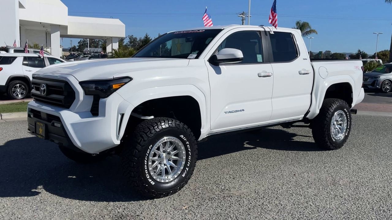 2026 Toyota Tacoma 4WD SR5