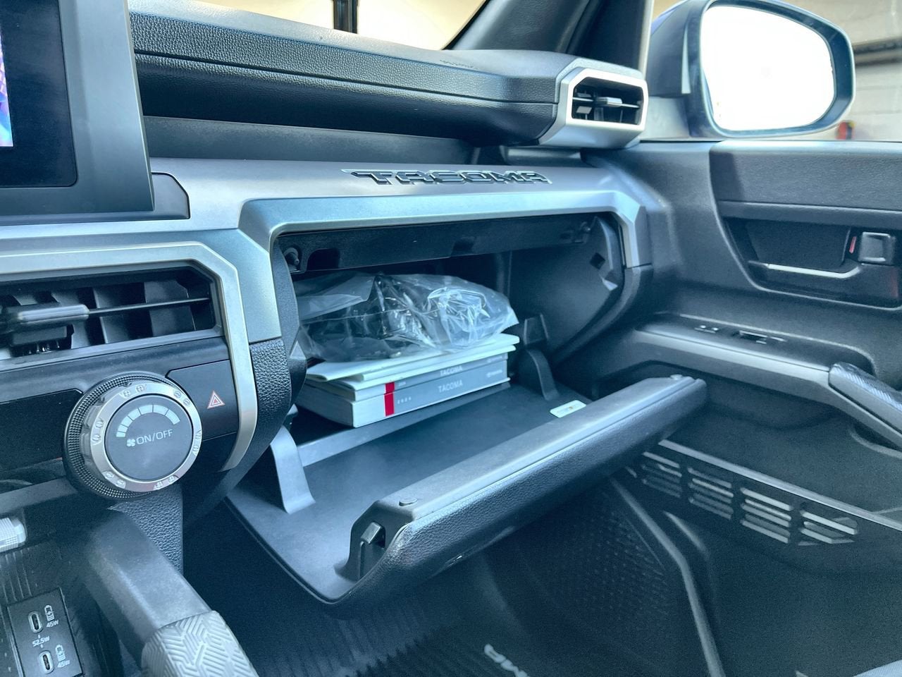 2024 Toyota Tacoma 4WD SR5