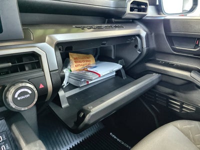 2026 Toyota Tacoma 4WD SR5
