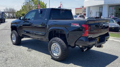 2026 Toyota Tacoma 4WD SR5