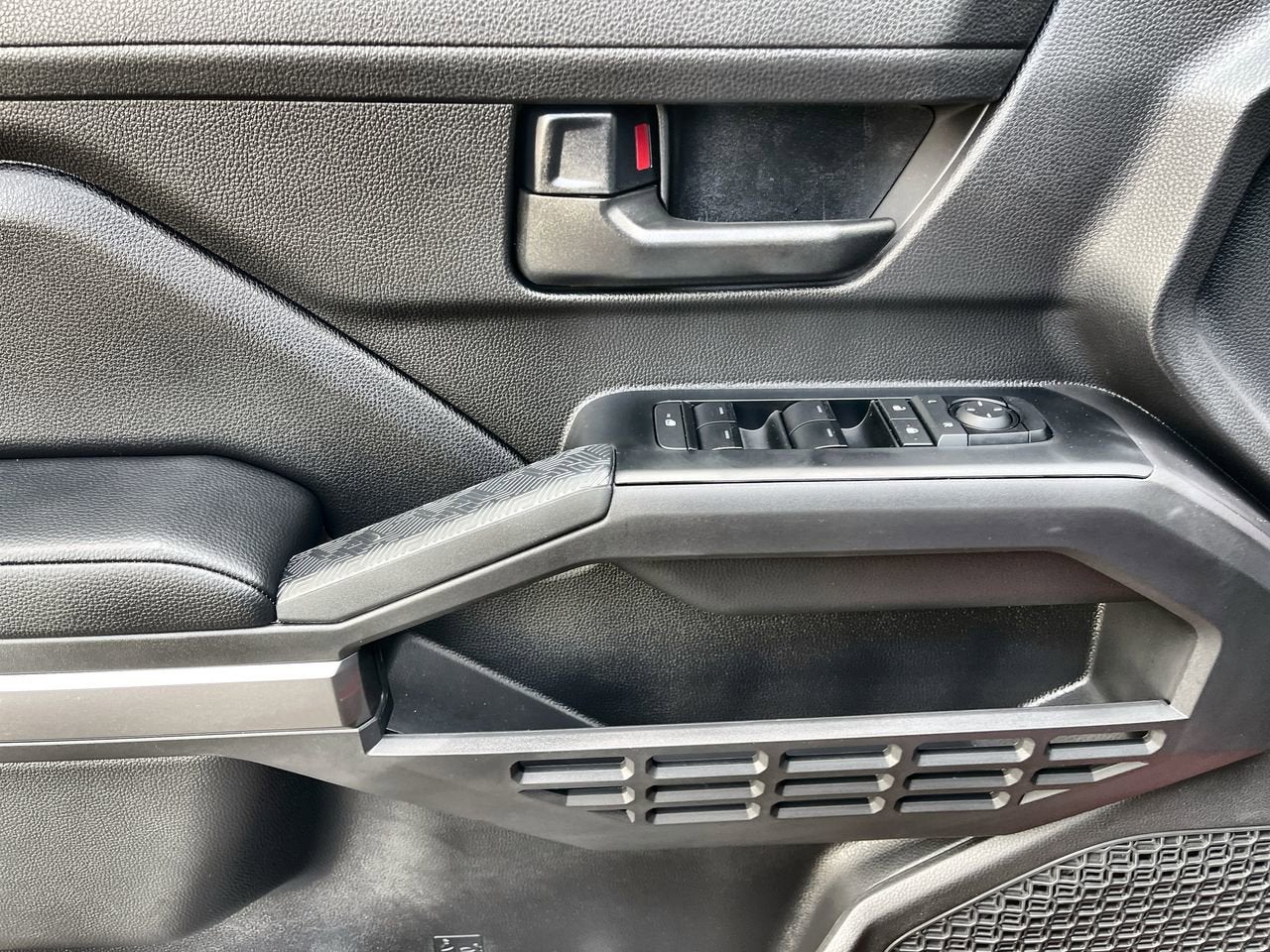 2026 Toyota Tacoma 4WD SR5