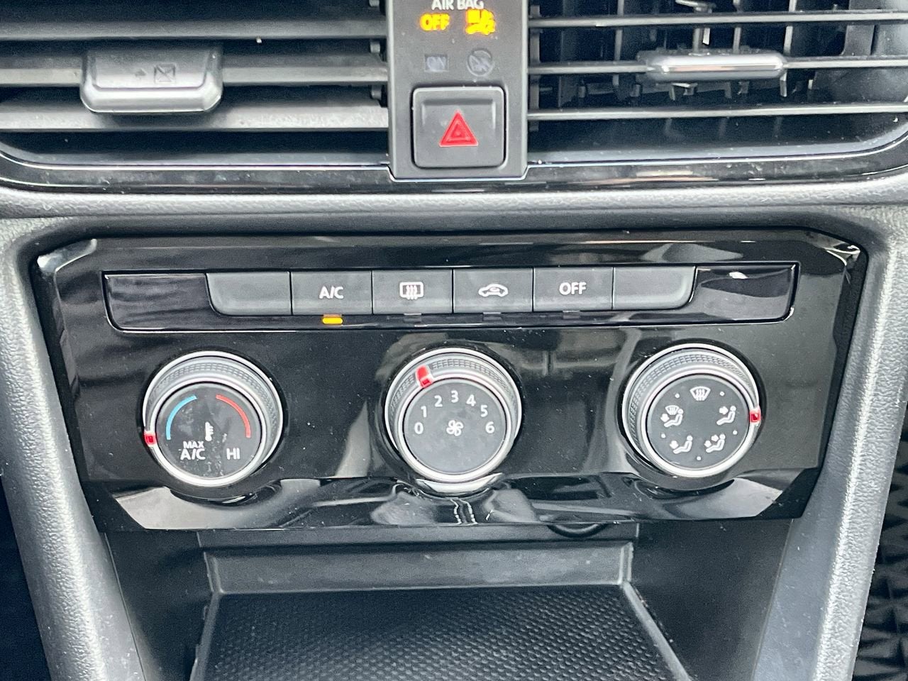 2024 Volkswagen Taos S