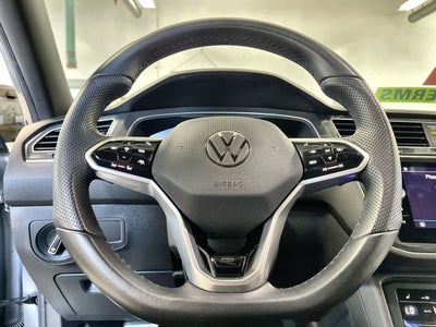 2024 Volkswagen Tiguan SE R-Line Black