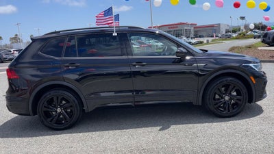 2023 Volkswagen Tiguan SE R-Line Black