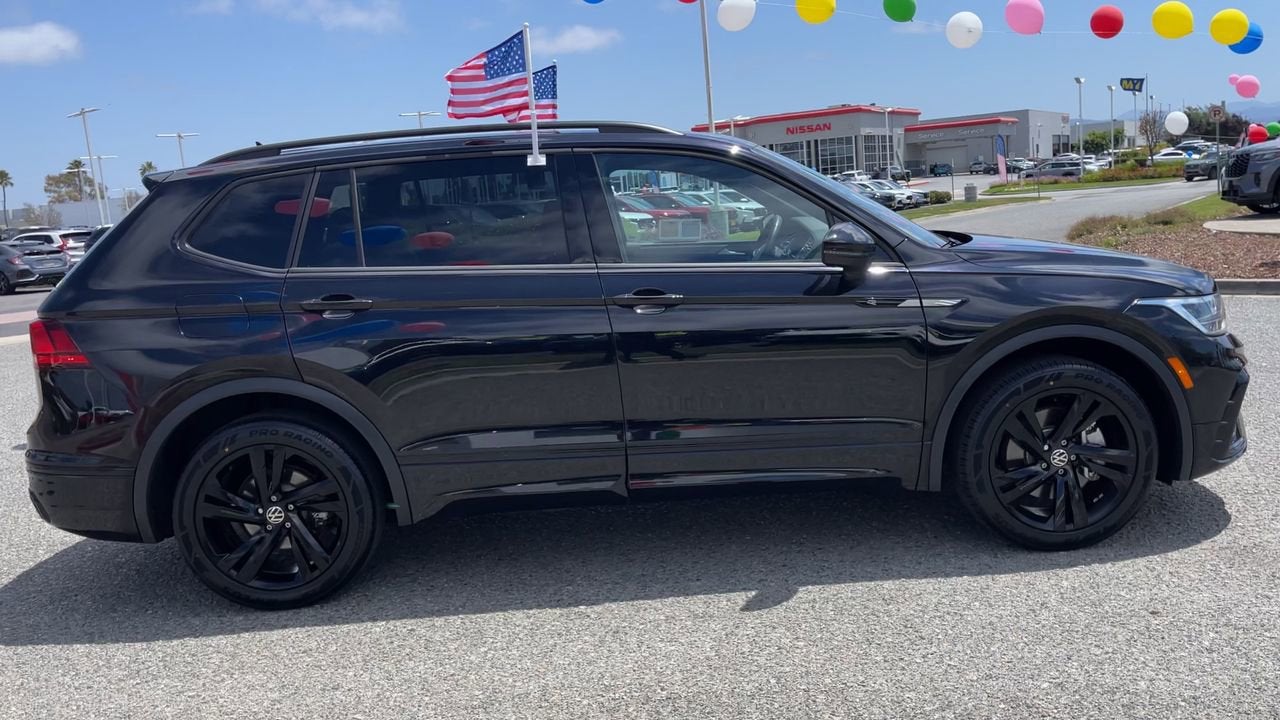 2023 Volkswagen Tiguan SE R-Line Black