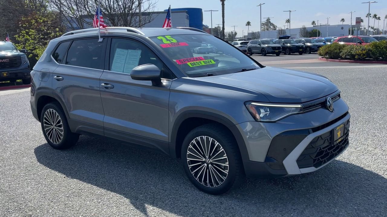 2025 Volkswagen Taos SE