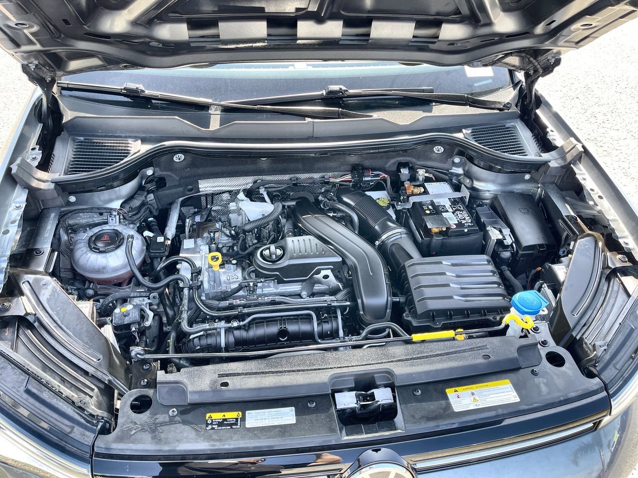 2025 Volkswagen Taos SE