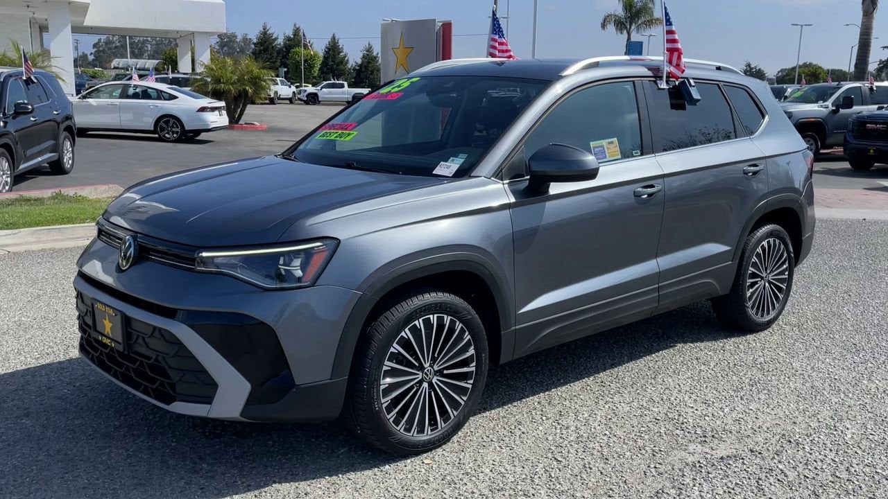 2025 Volkswagen Taos SE