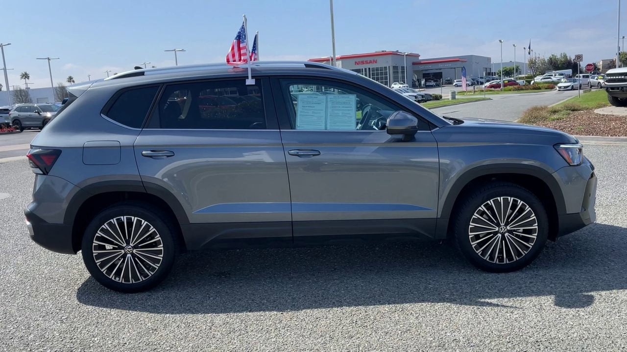 2025 Volkswagen Taos SE