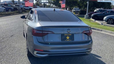 2022 Volkswagen Jetta SEL
