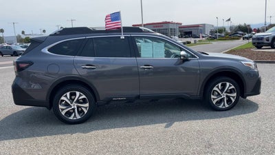 2022 Subaru Outback Touring XT