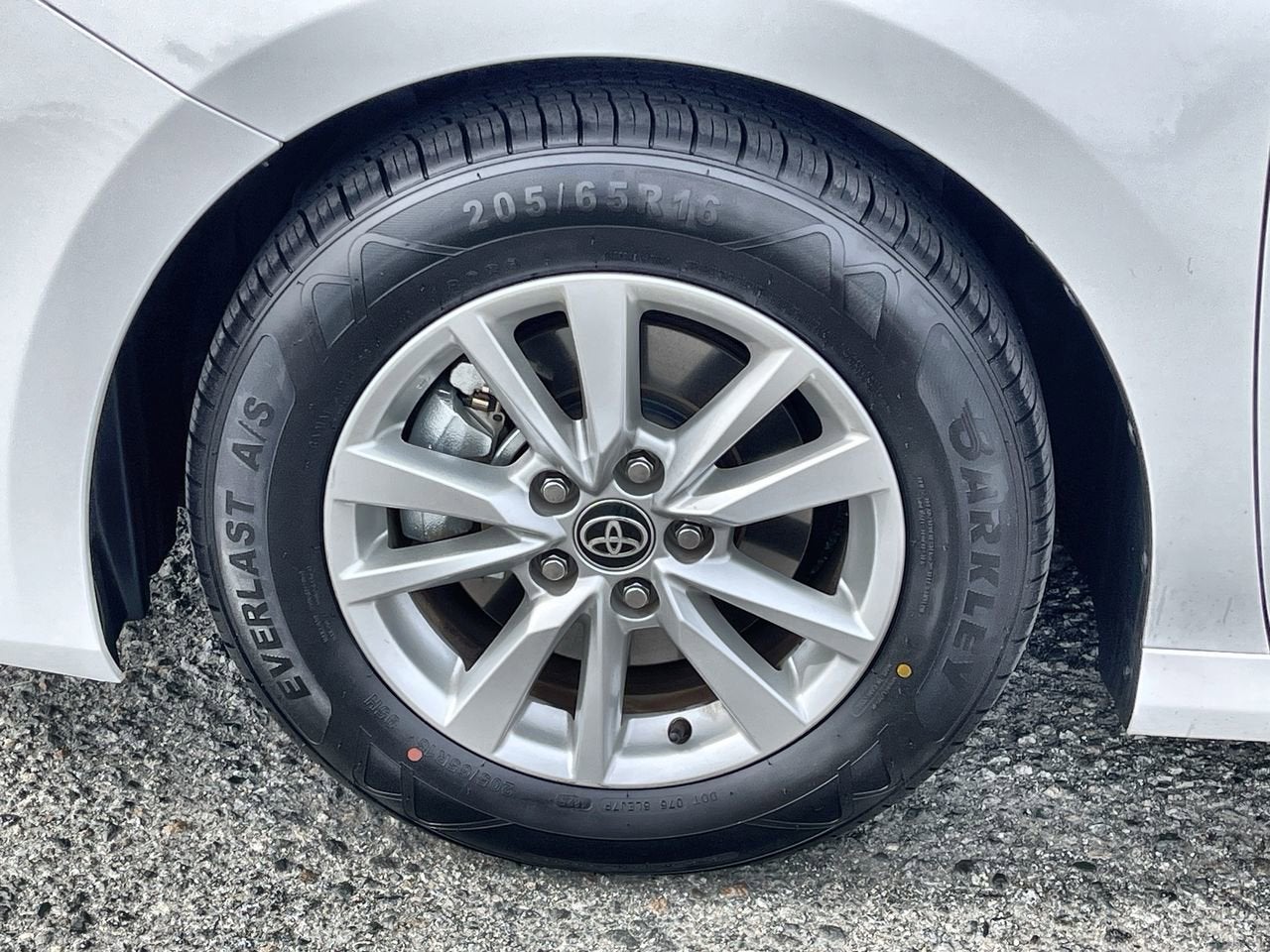 2025 Toyota Camry LE
