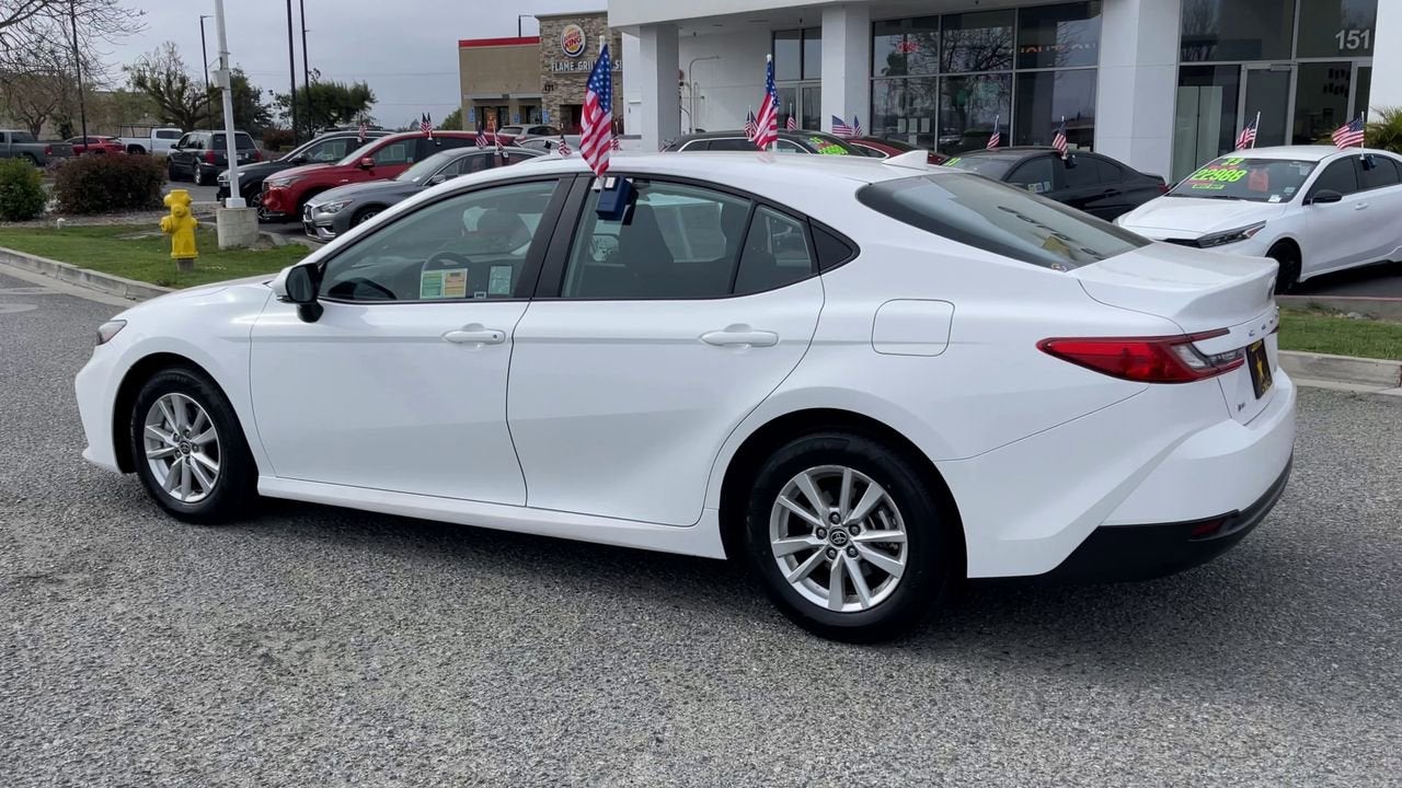 2025 Toyota Camry LE