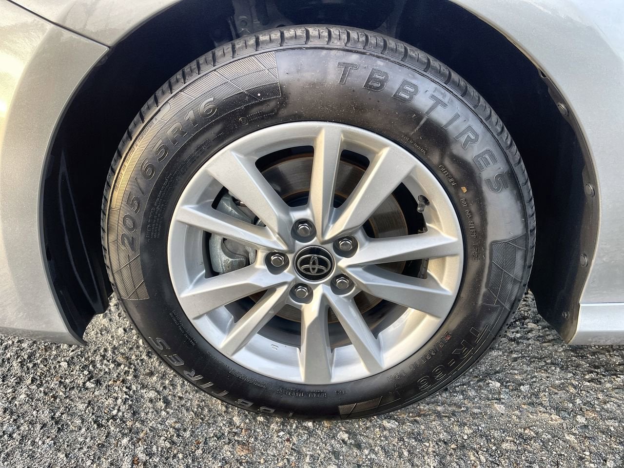 2025 Toyota Camry LE