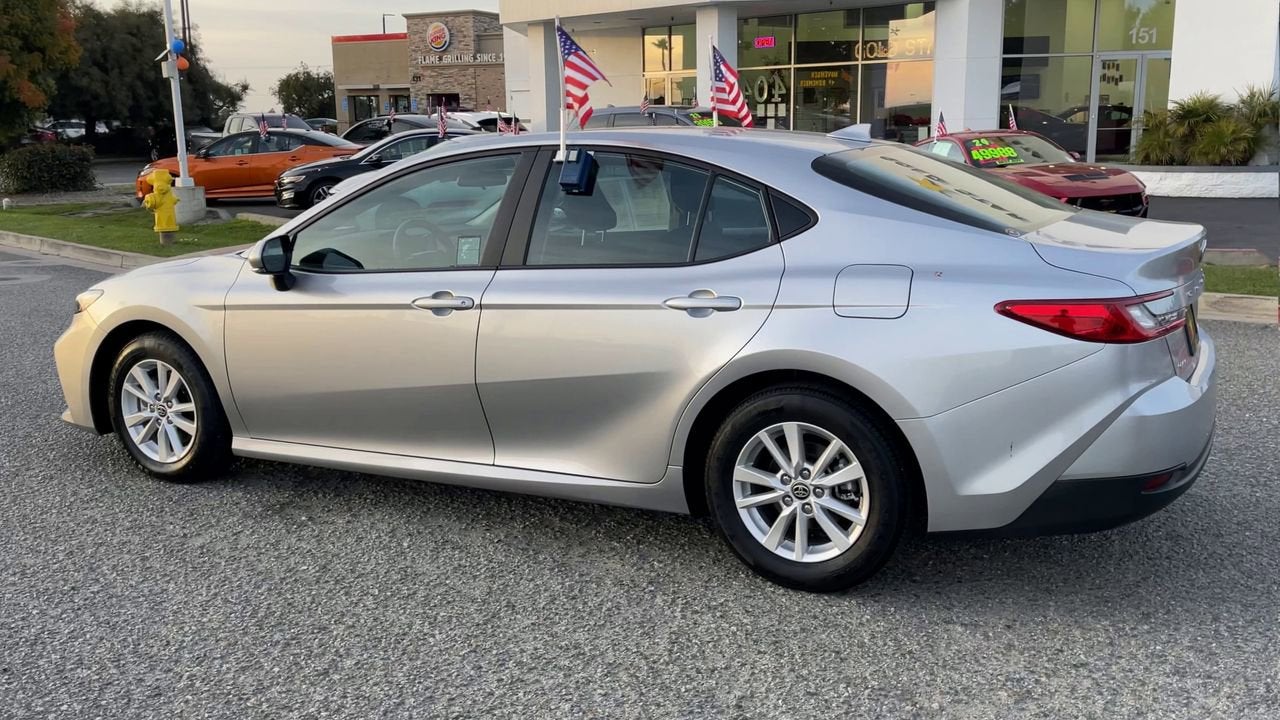 2025 Toyota Camry LE