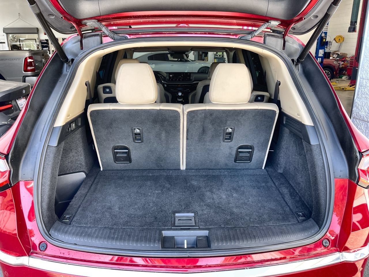 2022 Acura MDX w/Technology Package
