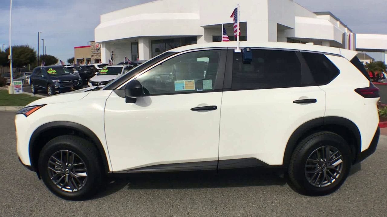 2021 Nissan Rogue S