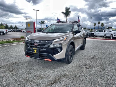 2025 Nissan Rogue Rock Creek
