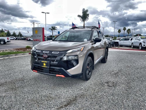 2025 Nissan Rogue Rock Creek