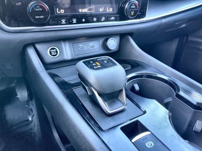 2022 Nissan Rogue SV