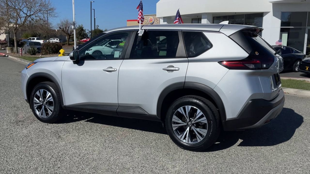 2022 Nissan Rogue SV