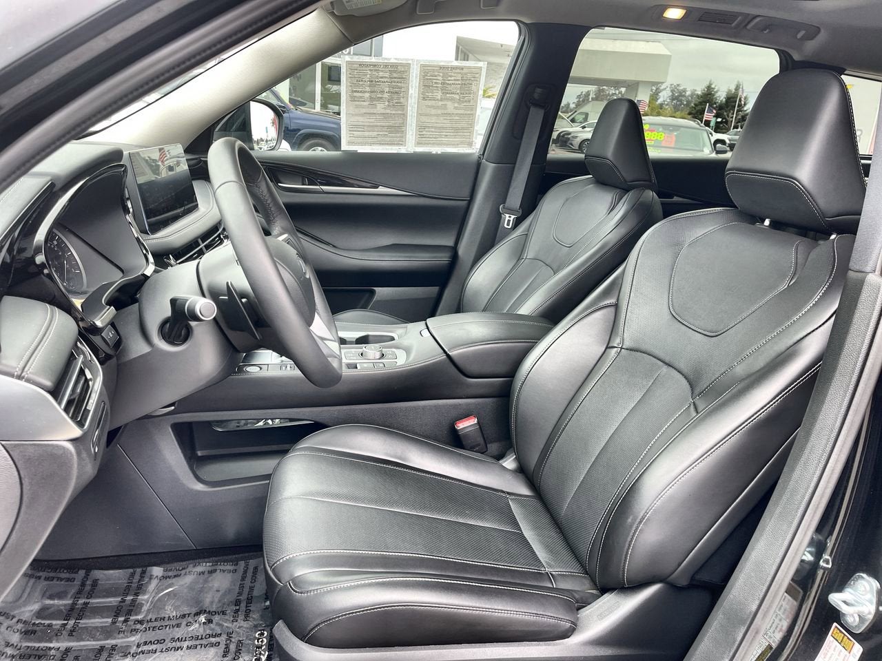 2024 INFINITI QX60 PURE